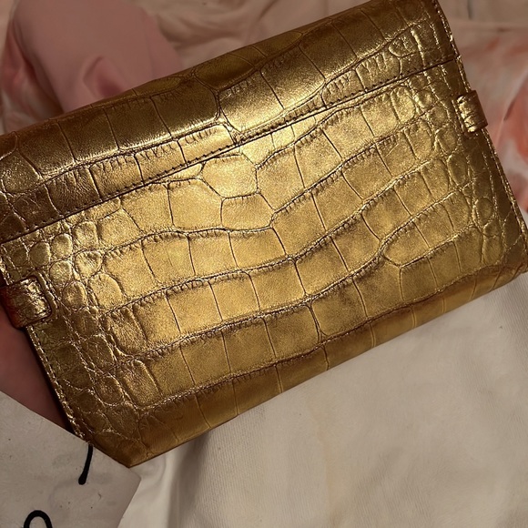 Delvaux Tempete Clutch: Alligator Feuille d”Or - Picture 10 of 10